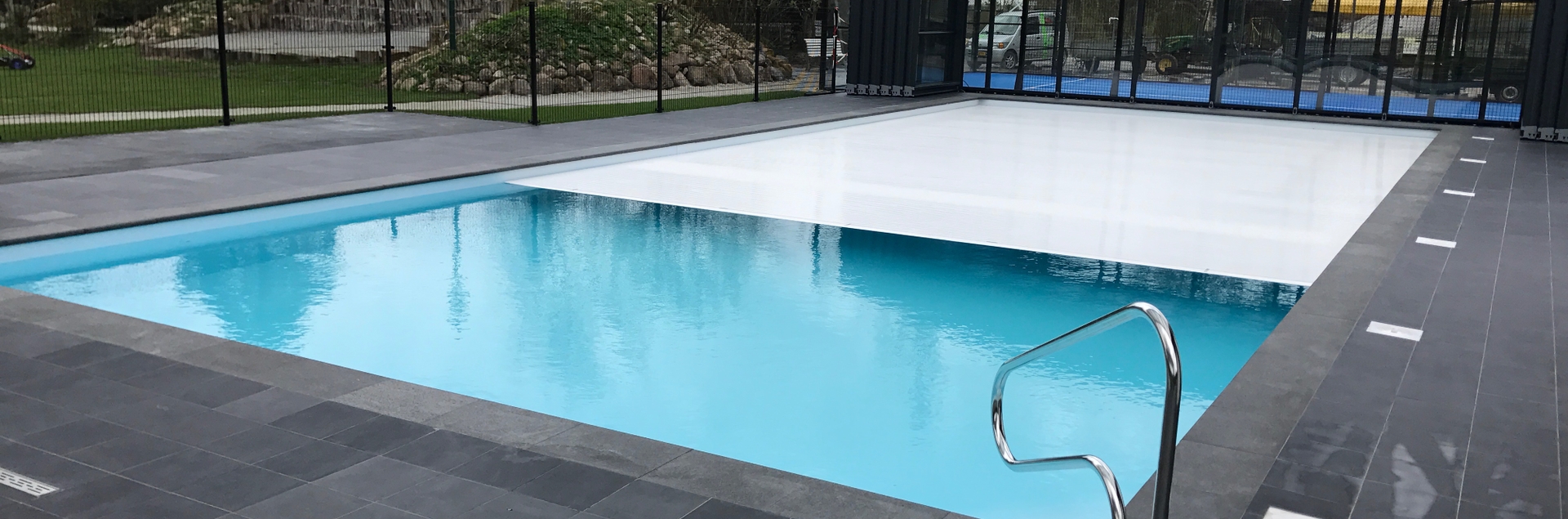 Solar lamellen zwembadafdekking