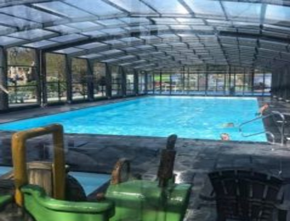 Recreatie zwembaden (camping of hotel)