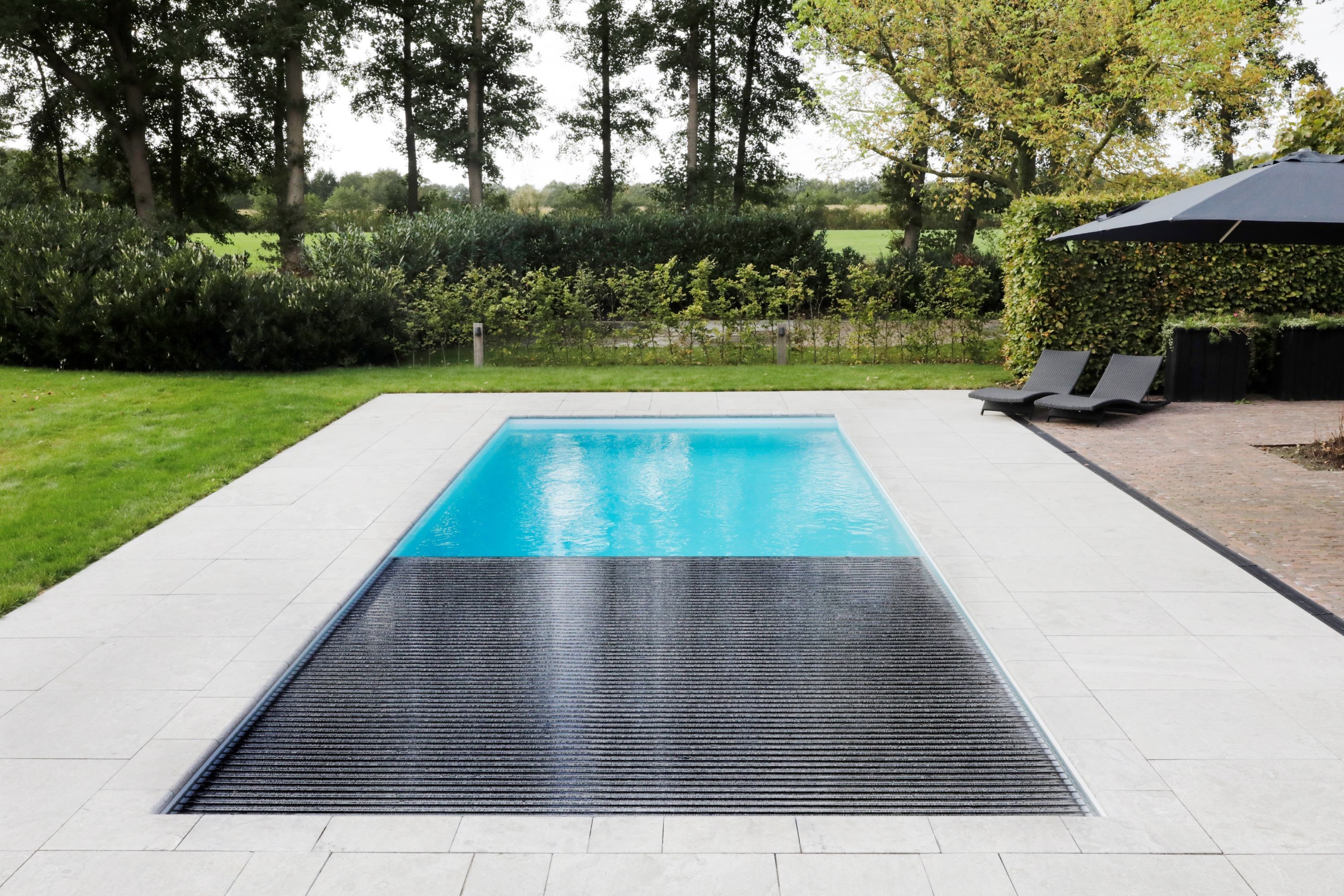 Inbouw zwembaden door Revis Zwembaden